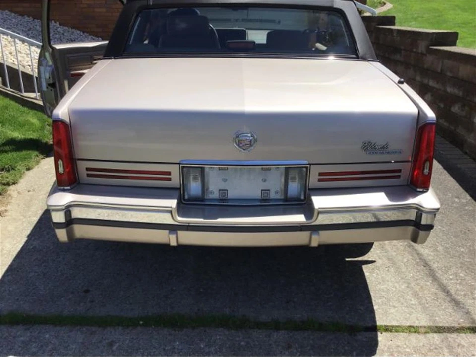 1990 Cadillac Eldorado 11th Gen - Image 11 of 13
