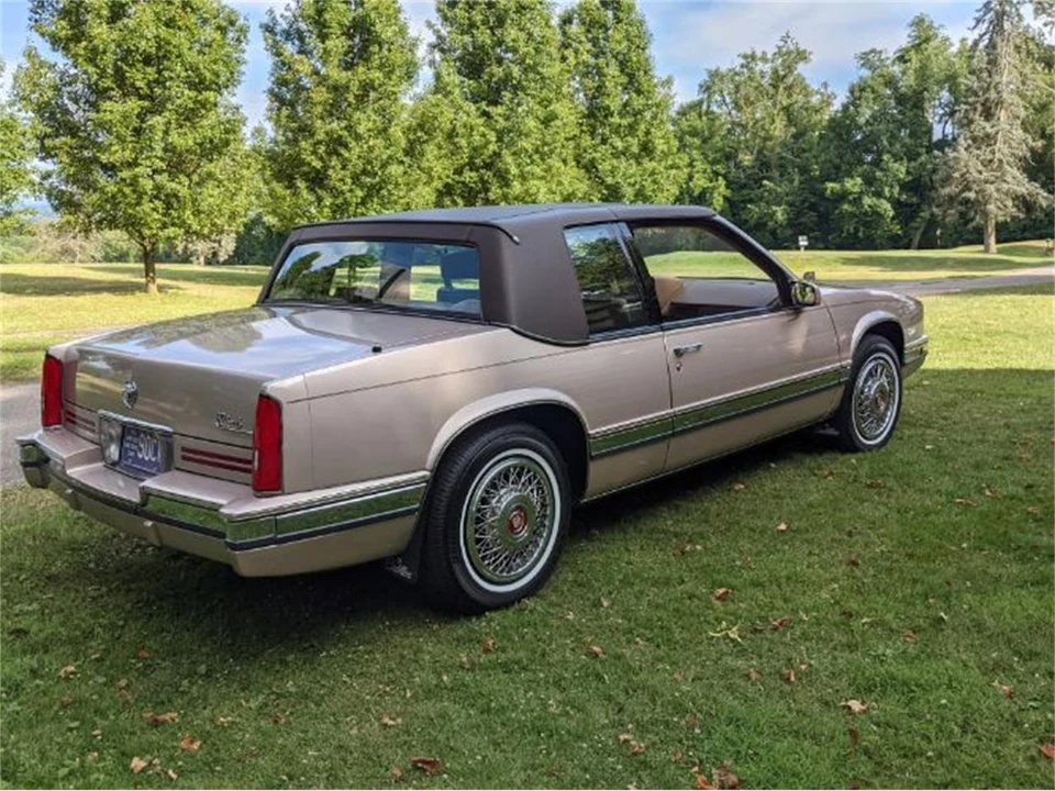 1990 Cadillac Eldorado 11th Gen - Image 7 of 13