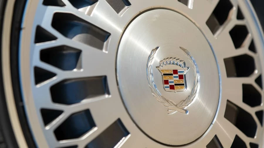 1990 Cadillac Eldorado 11th Gen - Image 11 of 30
