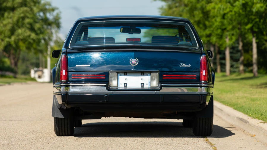 1990 Cadillac Eldorado 11th Gen - Image 17 of 30