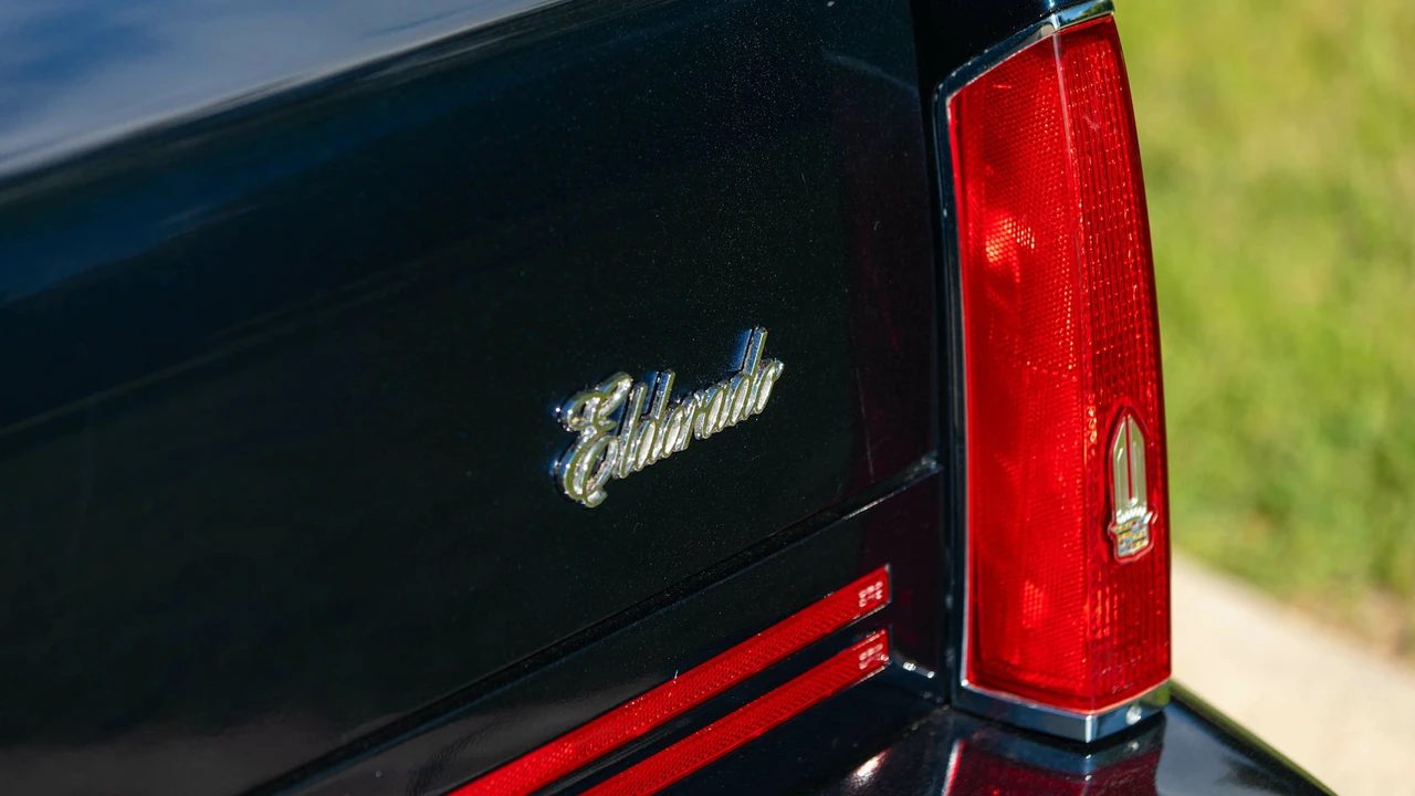 1990 Cadillac Eldorado 11th Gen - Image 26 of 30