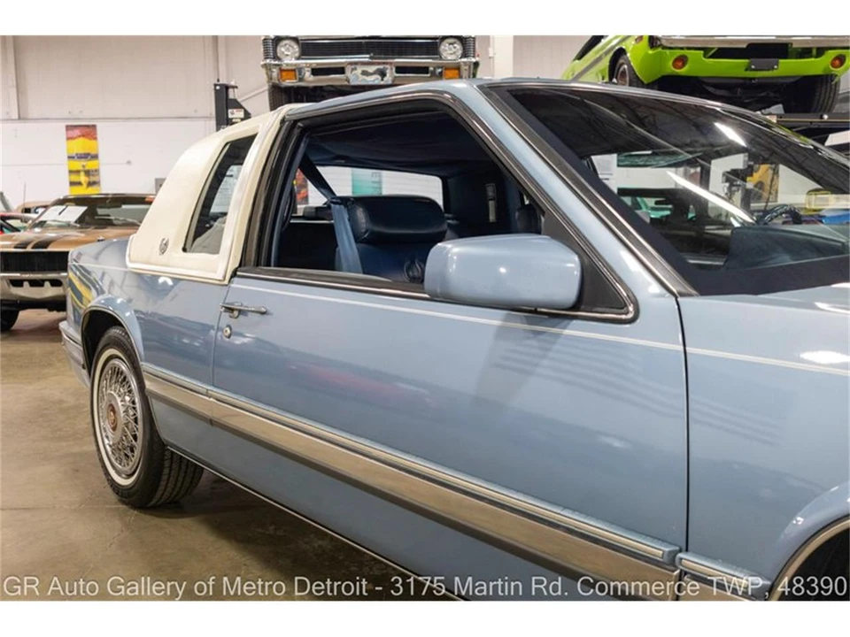 1990 Cadillac Eldorado 11th Gen - Image 23 of 31