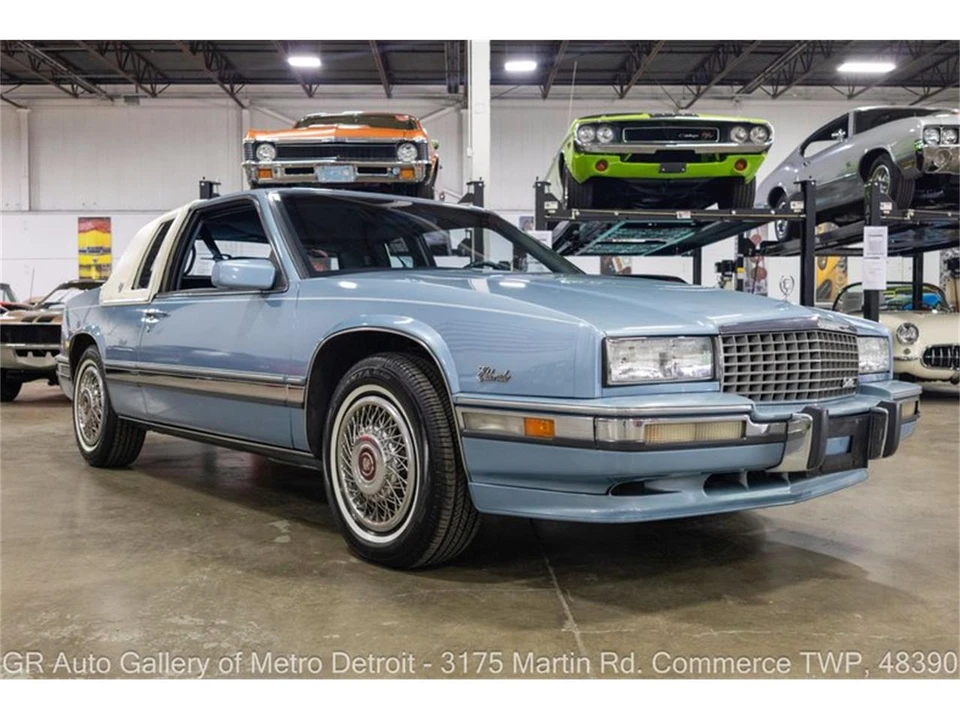 1990 Cadillac Eldorado 11th Gen - Image 10 of 31