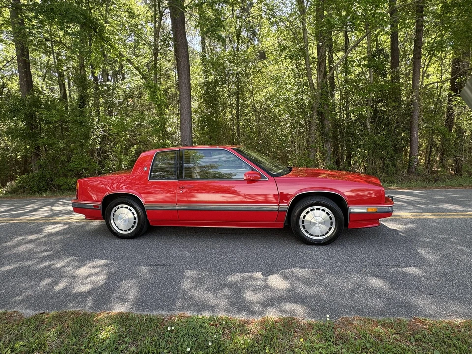 1990 Cadillac Eldorado 11th Gen - Image 18 of 31