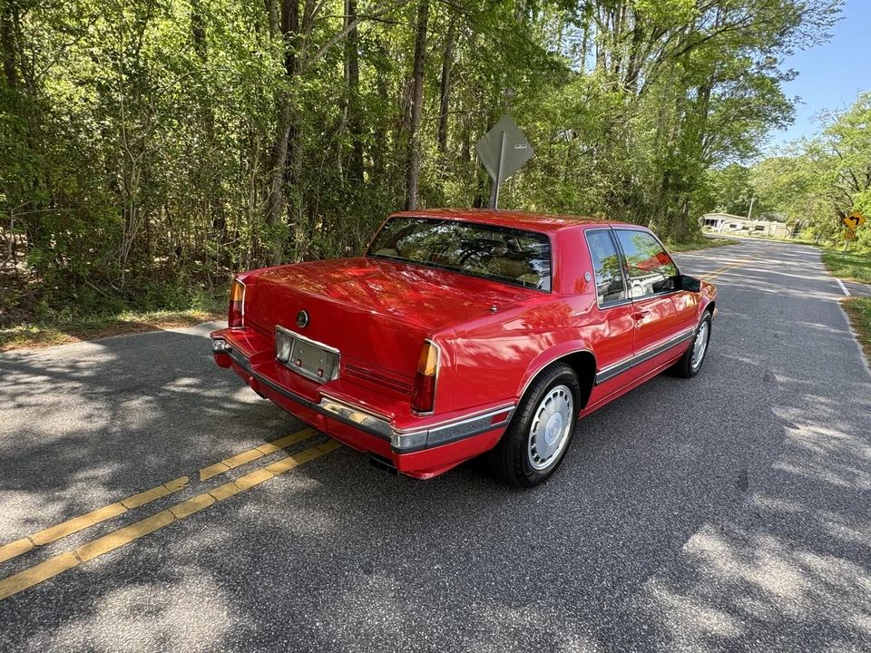 1990 Cadillac Eldorado 11th Gen - Image 14 of 31