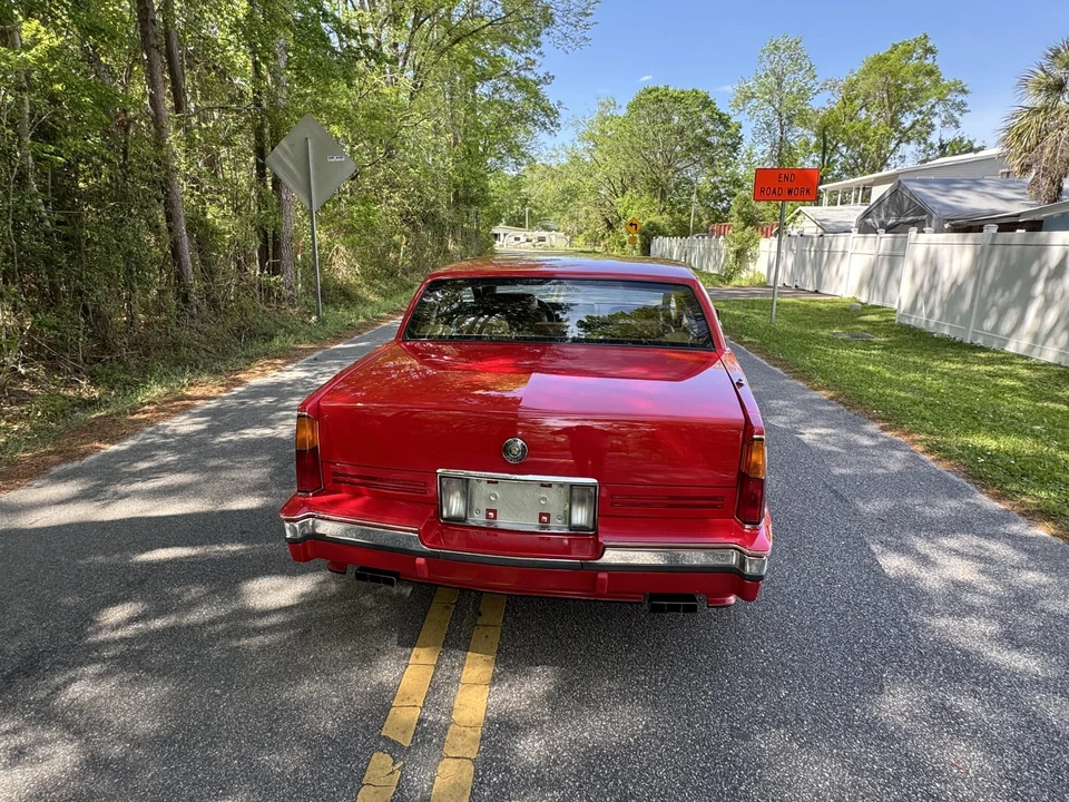 1990 Cadillac Eldorado 11th Gen - Image 12 of 31