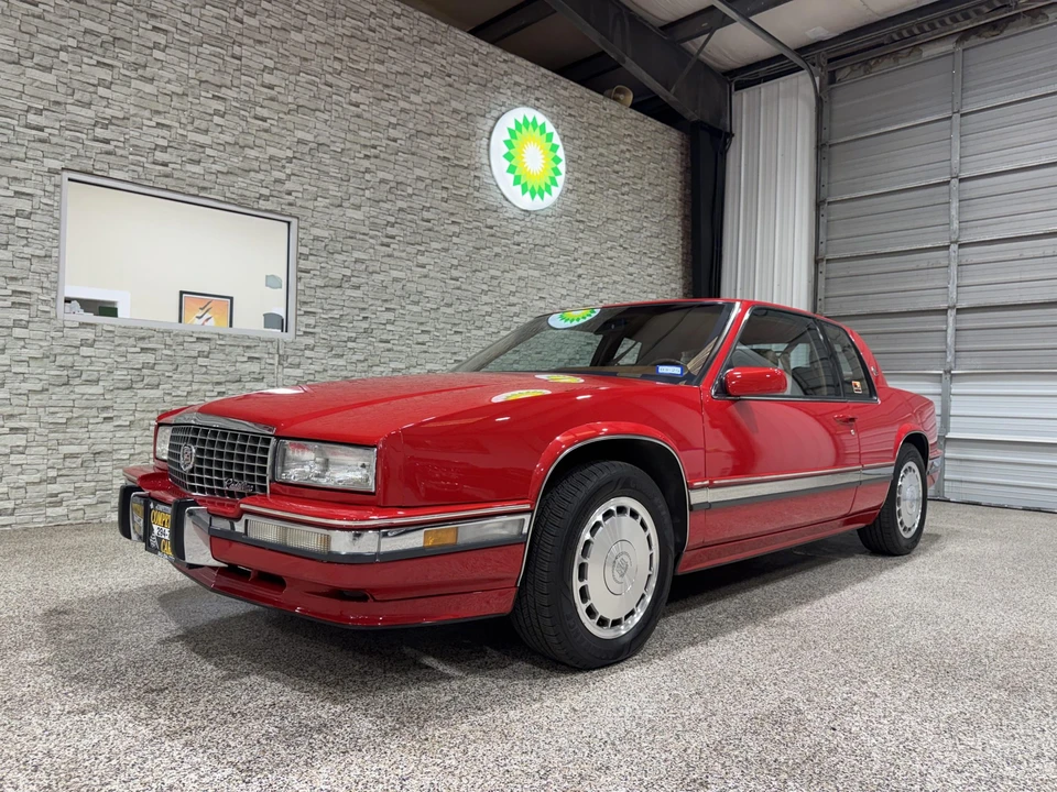 1990 Cadillac Eldorado 11th Gen - Image 28 of 31