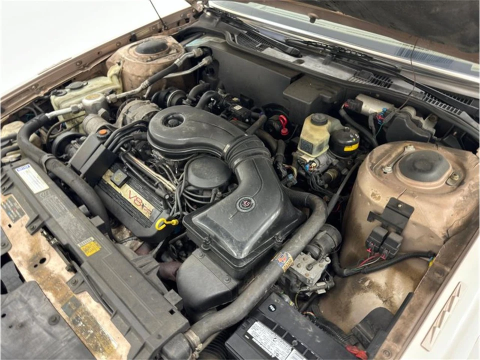 1990 Cadillac Fleetwood - Image 21 of 31