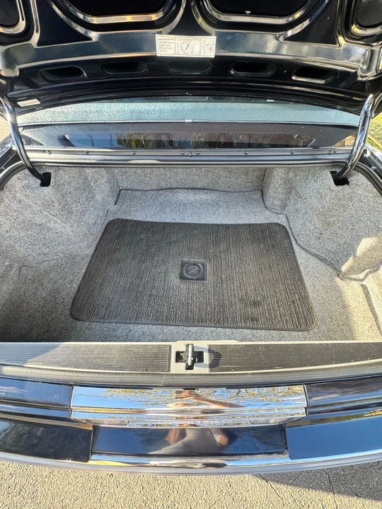 1990 Cadillac Fleetwood - Image 16 of 21