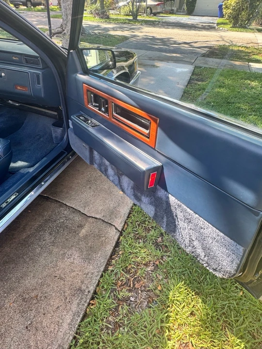 1990 Cadillac Fleetwood - Image 20 of 21