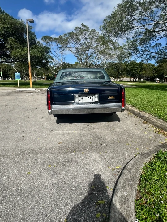 1990 Cadillac Fleetwood - Image 6 of 21