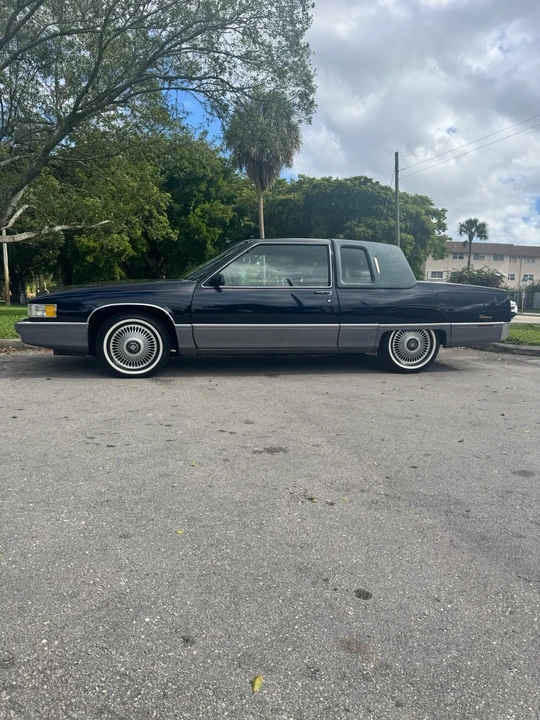 1990 Cadillac Fleetwood - Image 5 of 21