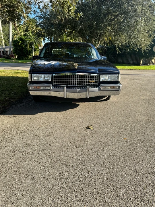 1990 Cadillac Fleetwood - Image 14 of 21