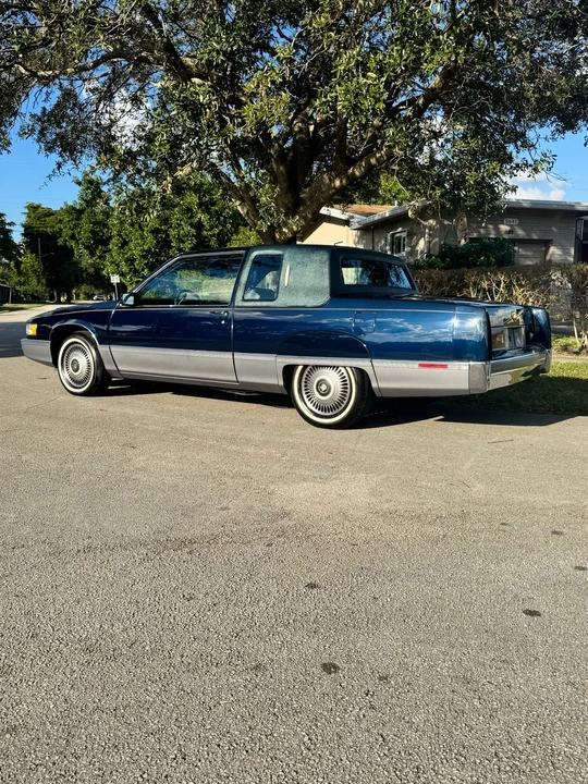 1990 Cadillac Fleetwood - Image 4 of 21