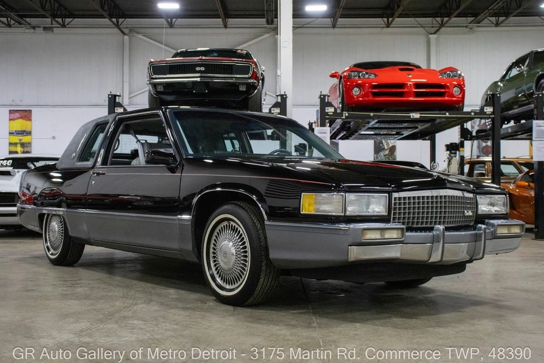 1990 Cadillac Fleetwood - Image 10 of 21