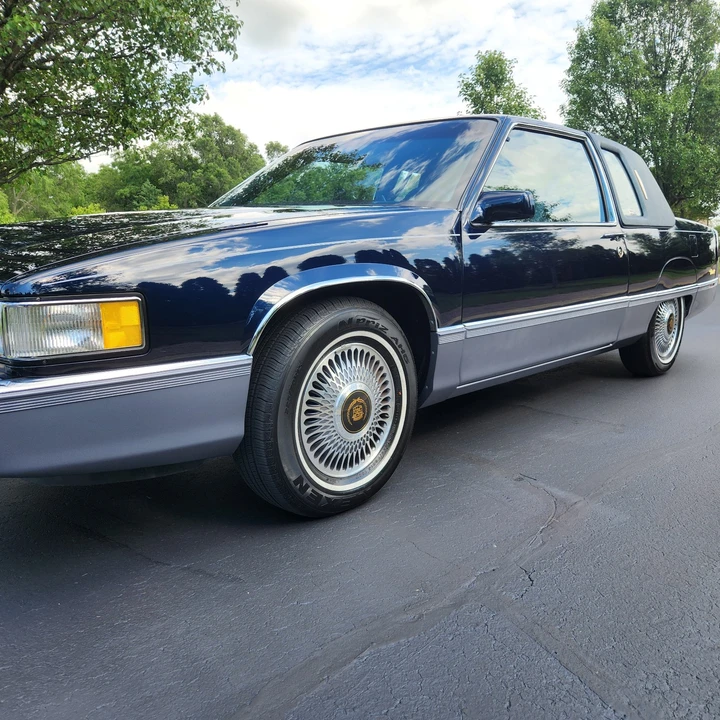 1990 Cadillac Fleetwood - Image 8 of 16