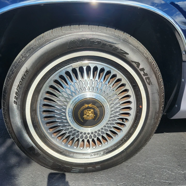 1990 Cadillac Fleetwood - Image 4 of 16
