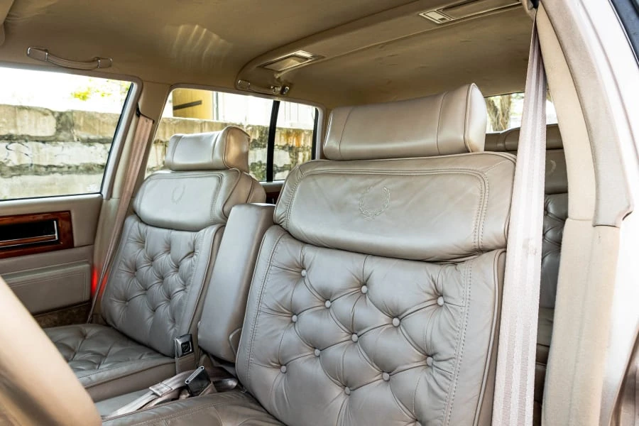 1990 Cadillac Fleetwood - Image 18 of 31