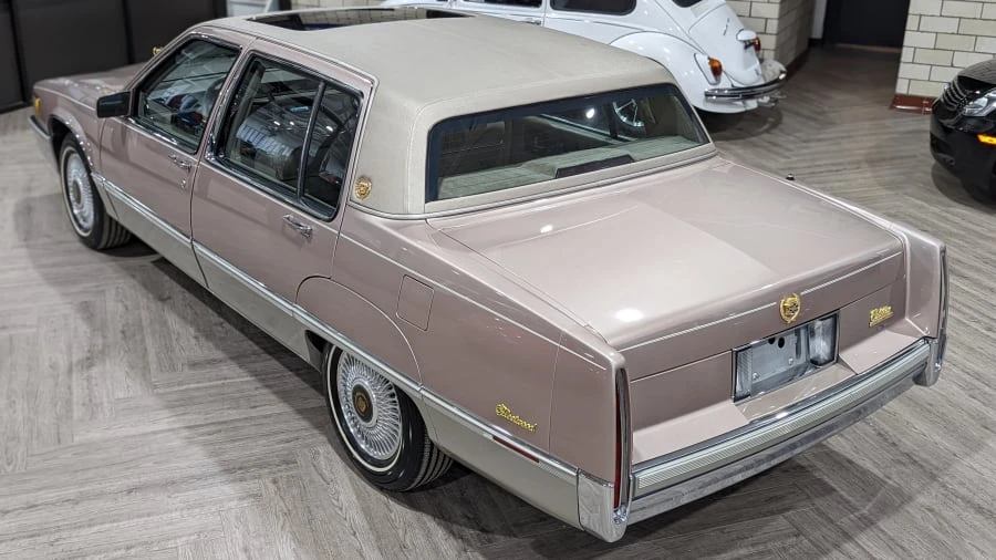 1990 Cadillac Fleetwood - Image 21 of 22