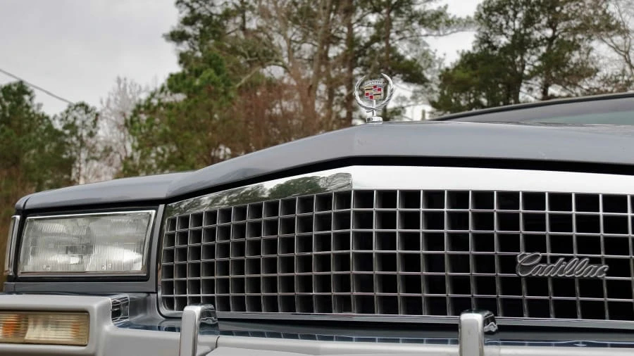 1990 Cadillac Fleetwood - Image 7 of 22