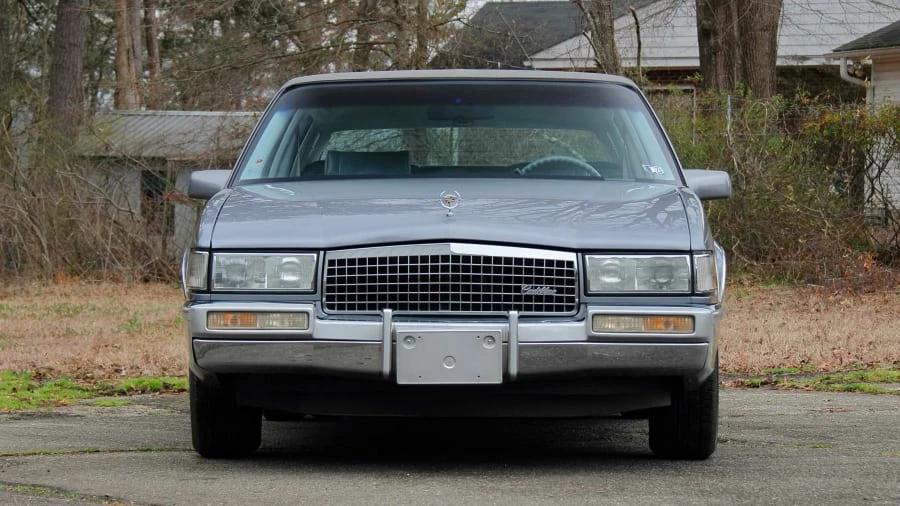 1990 Cadillac Fleetwood - Image 8 of 22