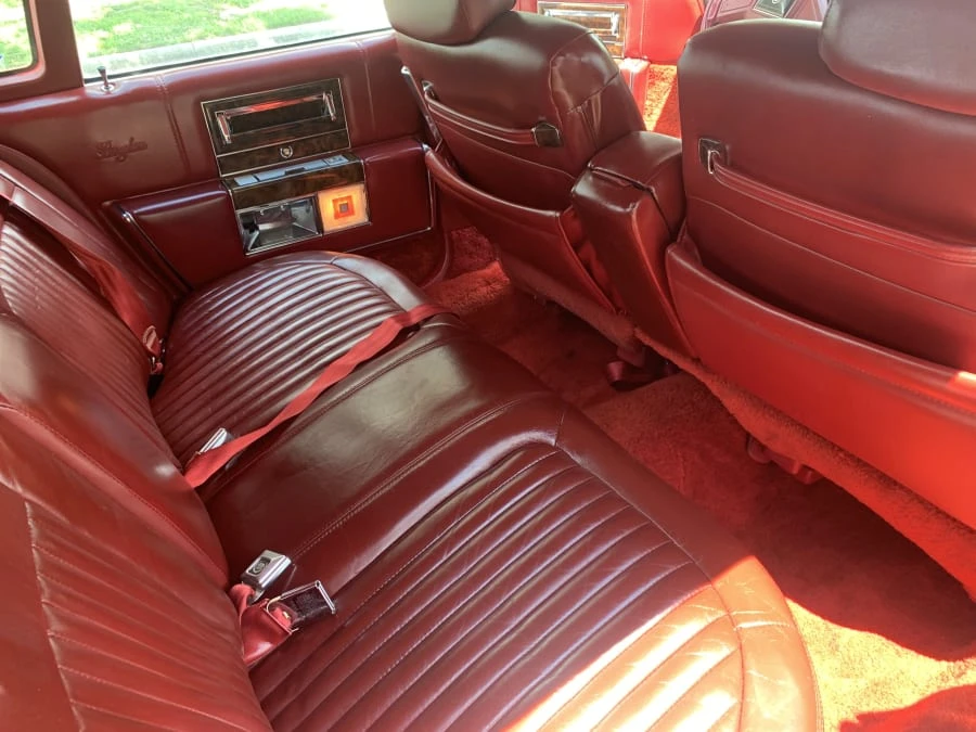 1990 Cadillac Brougham - Image 10 of 15