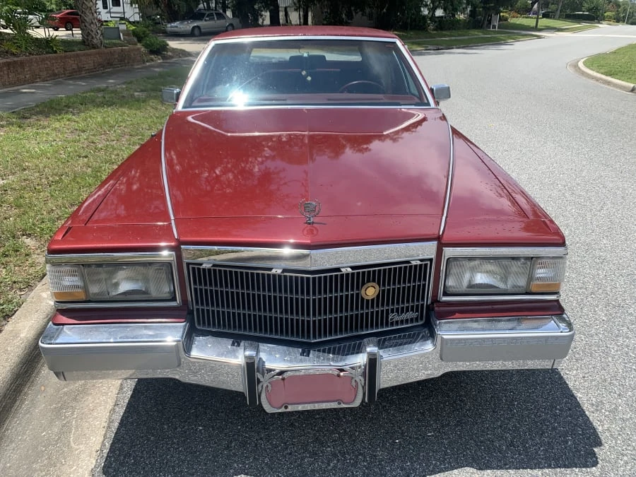 1990 Cadillac Brougham - Image 4 of 15
