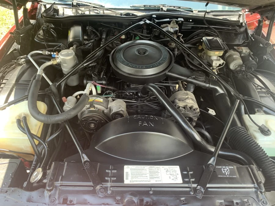 1990 Cadillac Brougham - Image 14 of 15