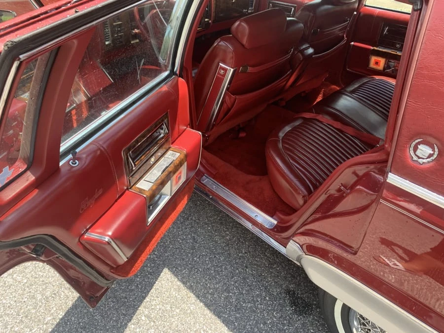 1990 Cadillac Brougham - Image 12 of 15