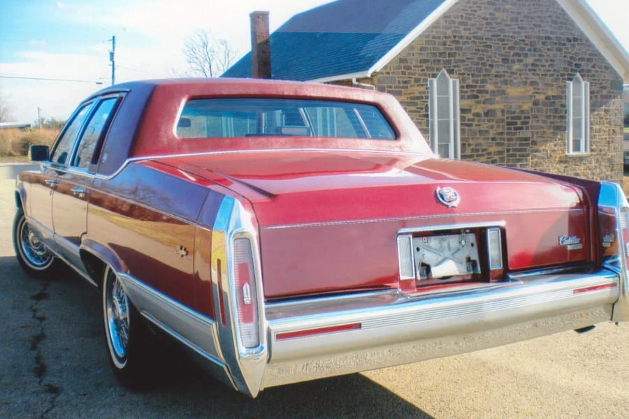1990 Cadillac Brougham - Image 3 of 7
