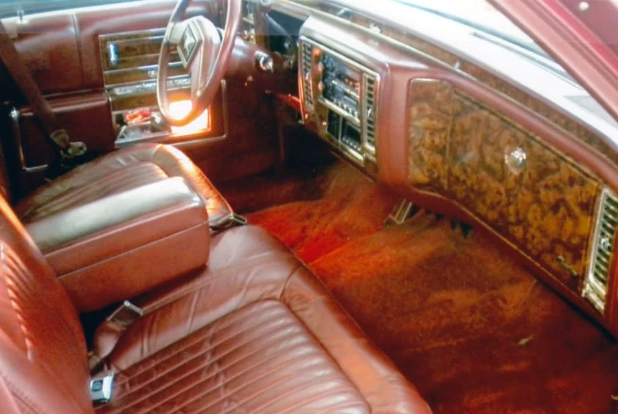 1990 Cadillac Brougham - Image 4 of 7