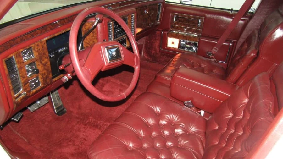 1990 Cadillac Brougham - Image 4 of 20
