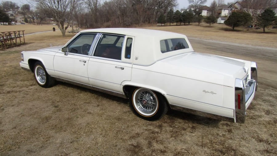 1990 Cadillac Brougham - Image 3 of 20