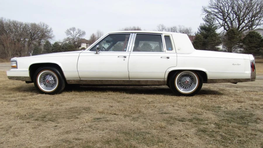 1990 Cadillac Brougham - Image 2 of 20