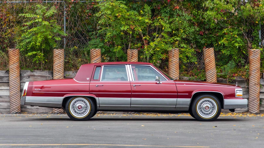 1990 Cadillac Brougham - Image 8 of 16