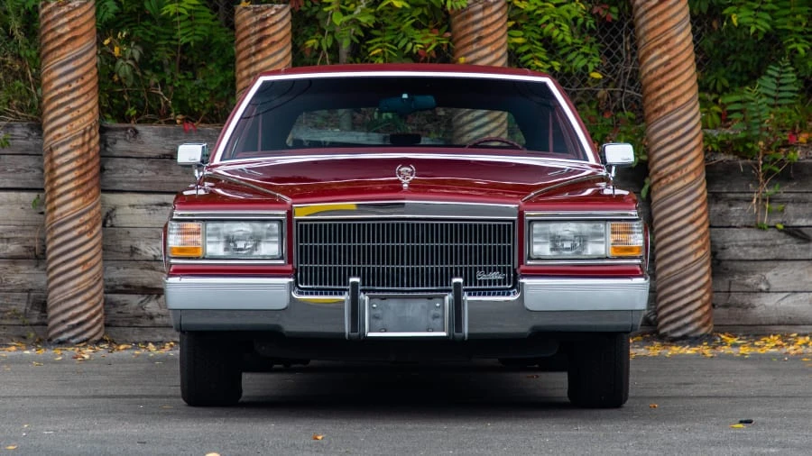 1990 Cadillac Brougham - Image 14 of 16