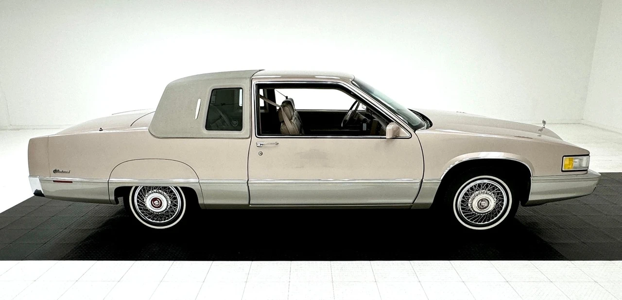 1990 Cadillac Fleetwood - Image 6 of 12