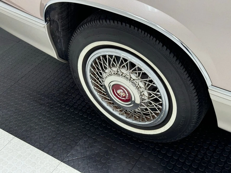 1990 Cadillac Fleetwood - Image 12 of 12
