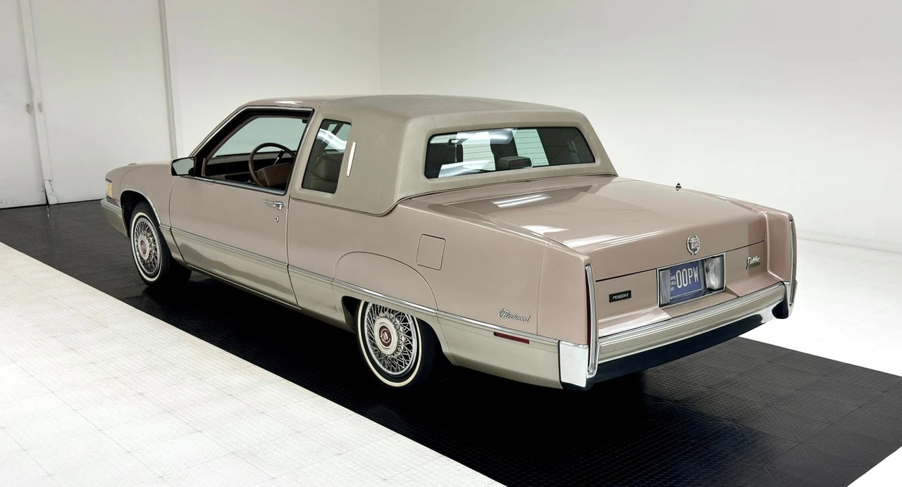 1990 Cadillac Fleetwood - Image 3 of 12