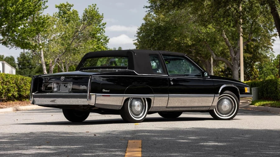 1990 Cadillac Fleetwood - Image 3 of 28