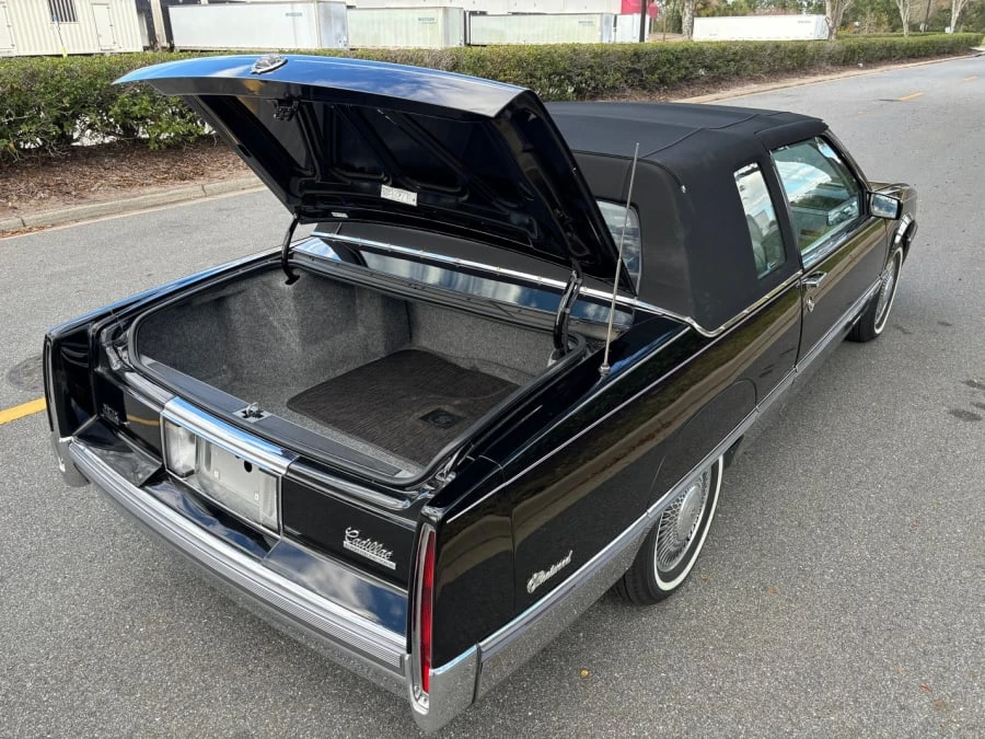 1990 Cadillac Fleetwood - Image 28 of 28