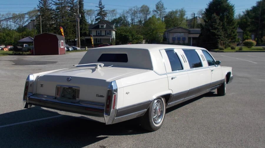 1990 Cadillac Series 70 & 75 - Image 3 of 10