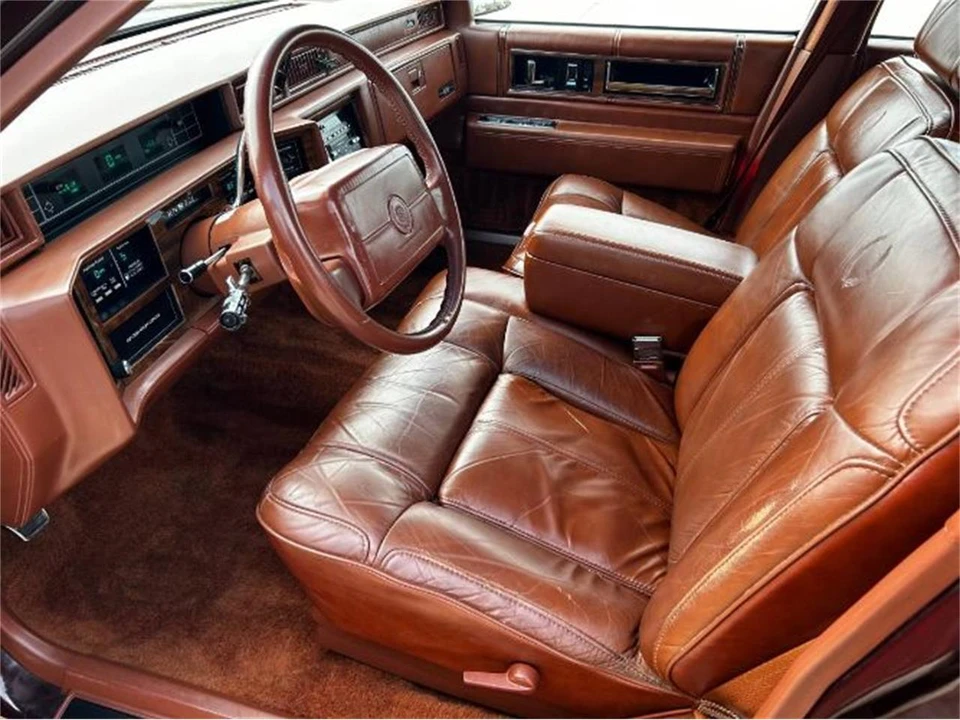 1990 Cadillac DeVille 6th Gen - Image 15 of 19