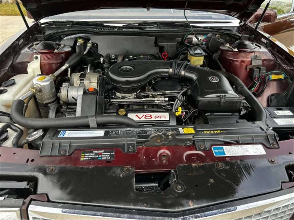 1990 Cadillac DeVille 6th Gen - Image 10 of 19