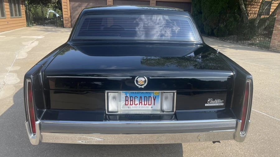1990 Cadillac DeVille 6th Gen - Image 3 of 17