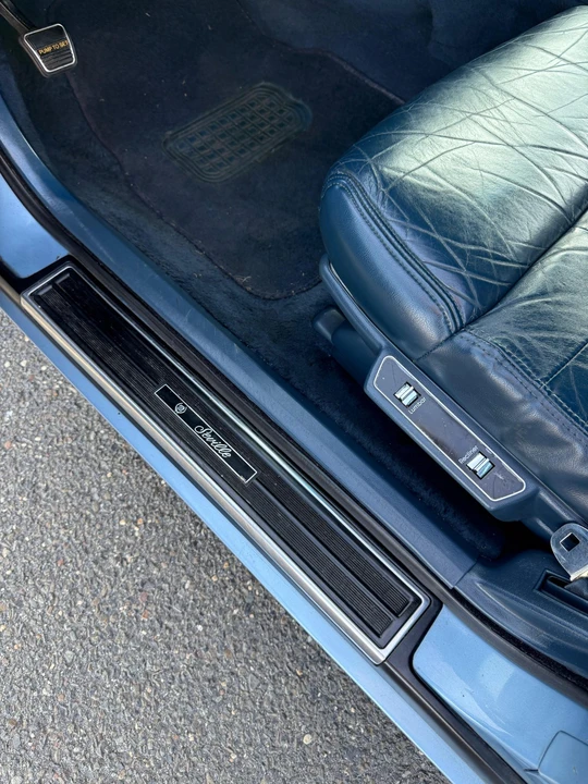 1990 Cadillac Seville - Image 27 of 31