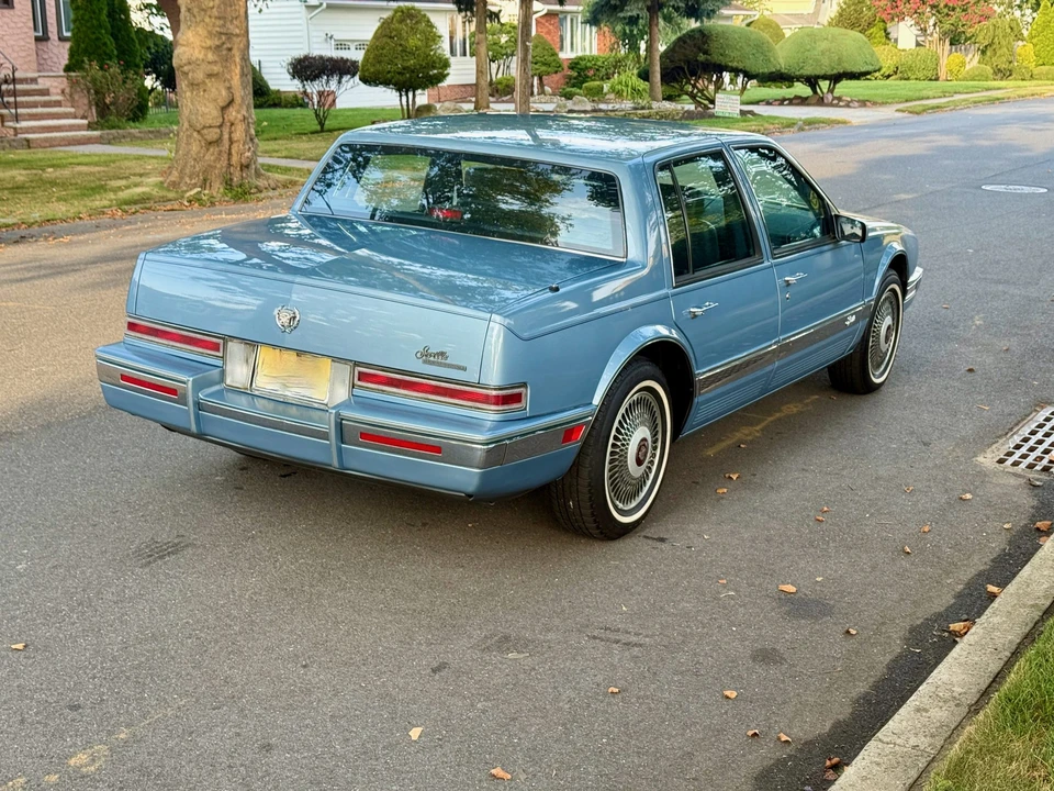 1990 Cadillac Seville - Image 11 of 31