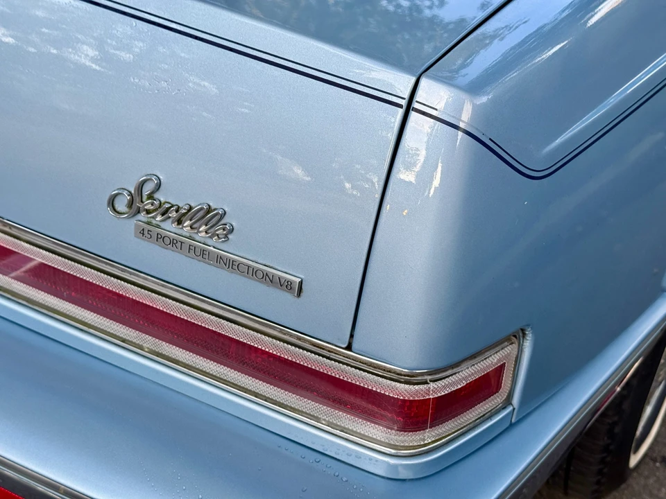 1990 Cadillac Seville - Image 18 of 31