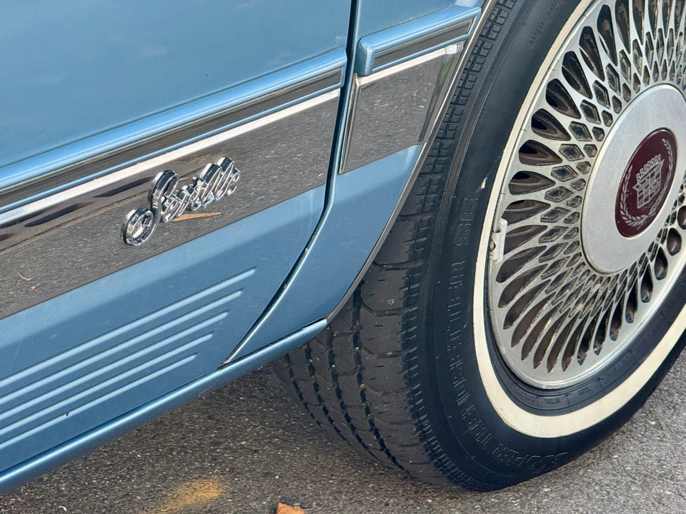 1990 Cadillac Seville - Image 20 of 31