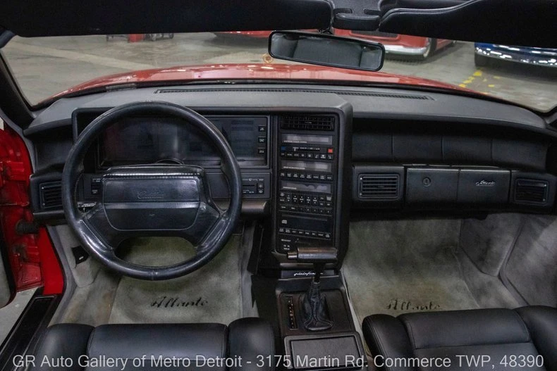 1990 Cadillac Allante - Image 17 of 20